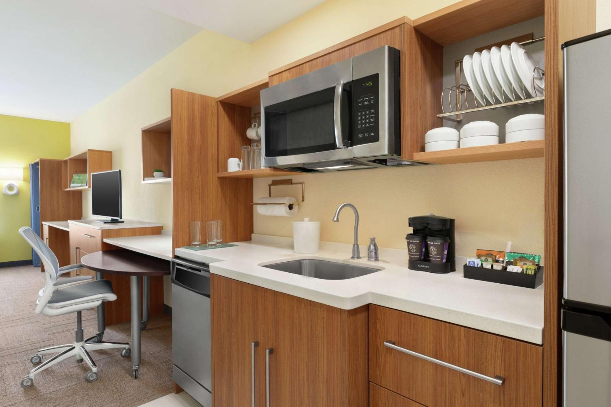 Home2 Suites By Hilton Savannah Airport Пуулър Екстериор снимка